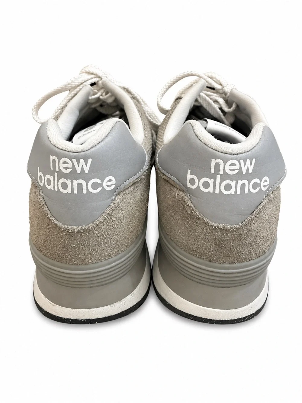New Balance 574 Gray Suede Sneakers – Men’s 8.5 / Women’s 10